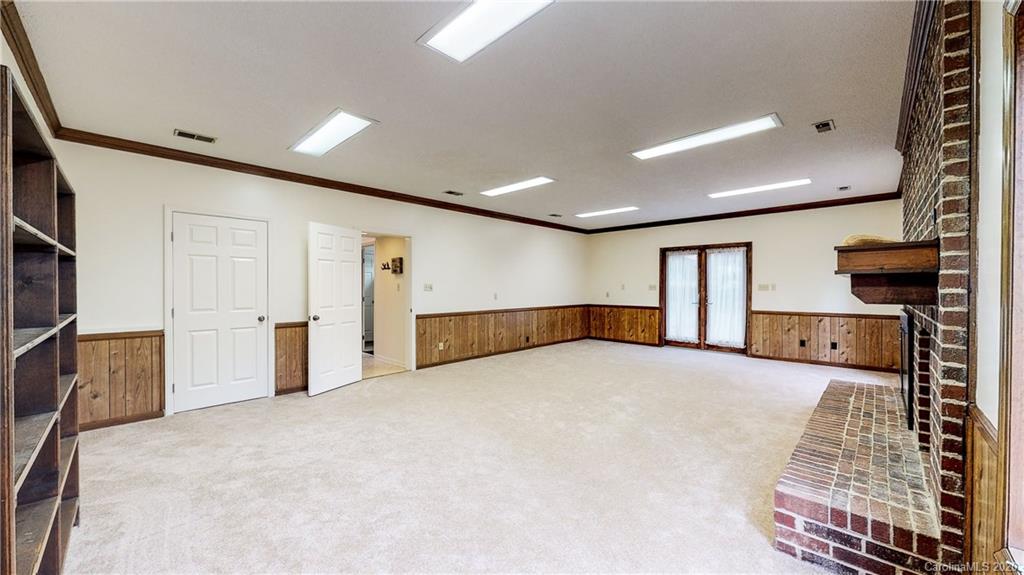 6613 Williams Road Charlotte, NC 28215 - Photo 6 of 7 Gallery Image 6