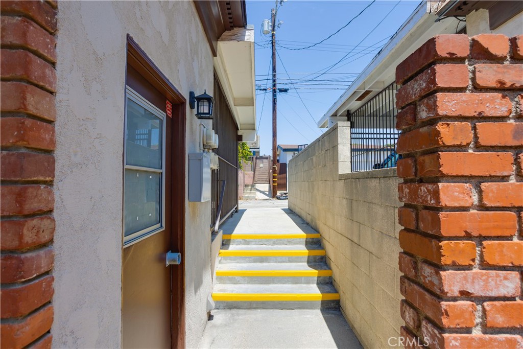 7731 West Manchester Avenue Playa del Rey, CA 90293 - Photo 7 of 26