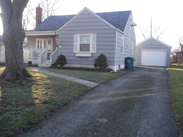 $169,900 | 3228 Peoria Street, Steger, IL 60475