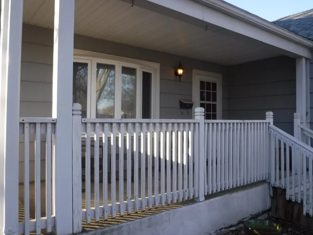 $169,900 | 3228 Peoria Street, Steger, IL 60475