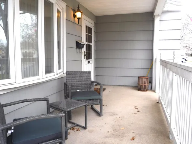 $169,900 | 3228 Peoria Street, Steger, IL 60475