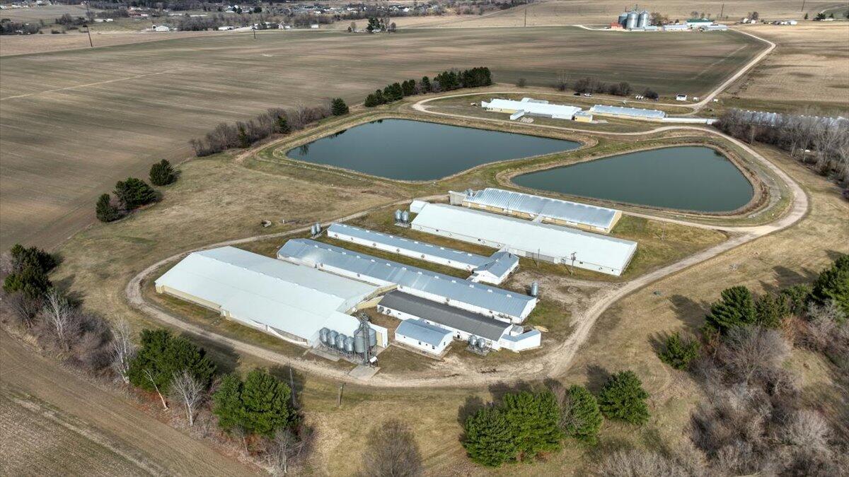 N6671 County Rd XX Holland, WI 54636 - Photo 4 of 8 04_N6671 COUNTY RD