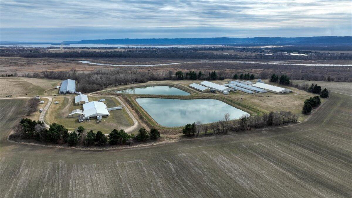 N6671 County Rd XX Holland, WI 54636 - Photo 7 of 8 07_N6671 COUNTY RD