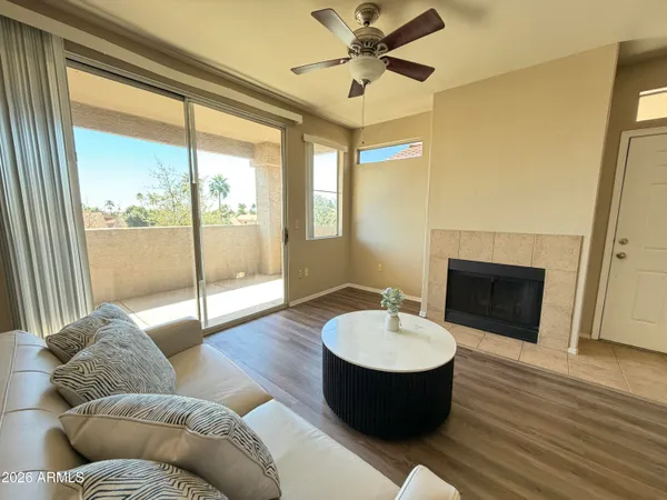 $1,395 | 3830 East Lakewood Parkway East, Unit 3027, Phoenix, AZ 85048