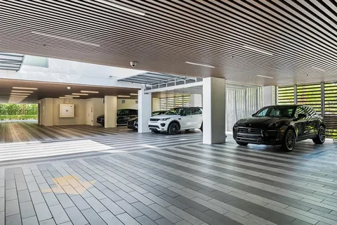 $3,495,000 | 21 Isle Of Venice Drive, Unit 301, Fort Lauderdale, FL 33301