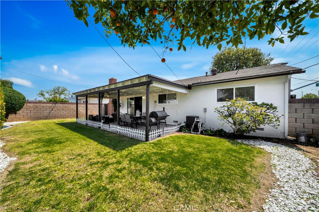 15803 Silvergrove Drive Whittier, CA 90604 - Photo 15 of 25