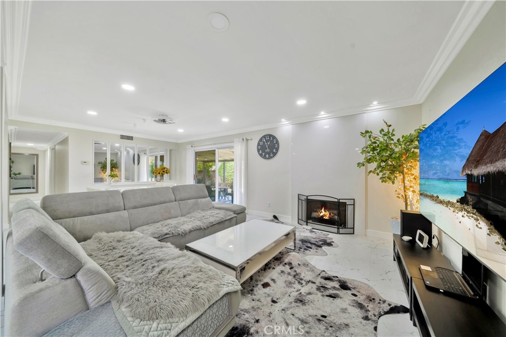 15803 Silvergrove Drive Whittier, CA 90604 - Photo 10 of 25