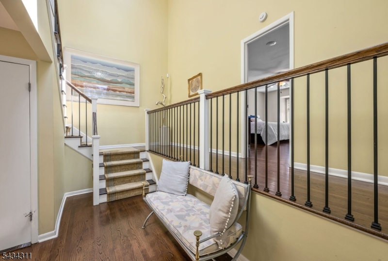 27 Moran Road West Orange, NJ 07052 - Photo 5 of 42