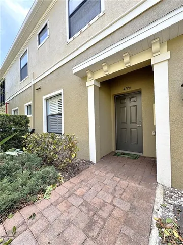 a view of a entrance door of the house