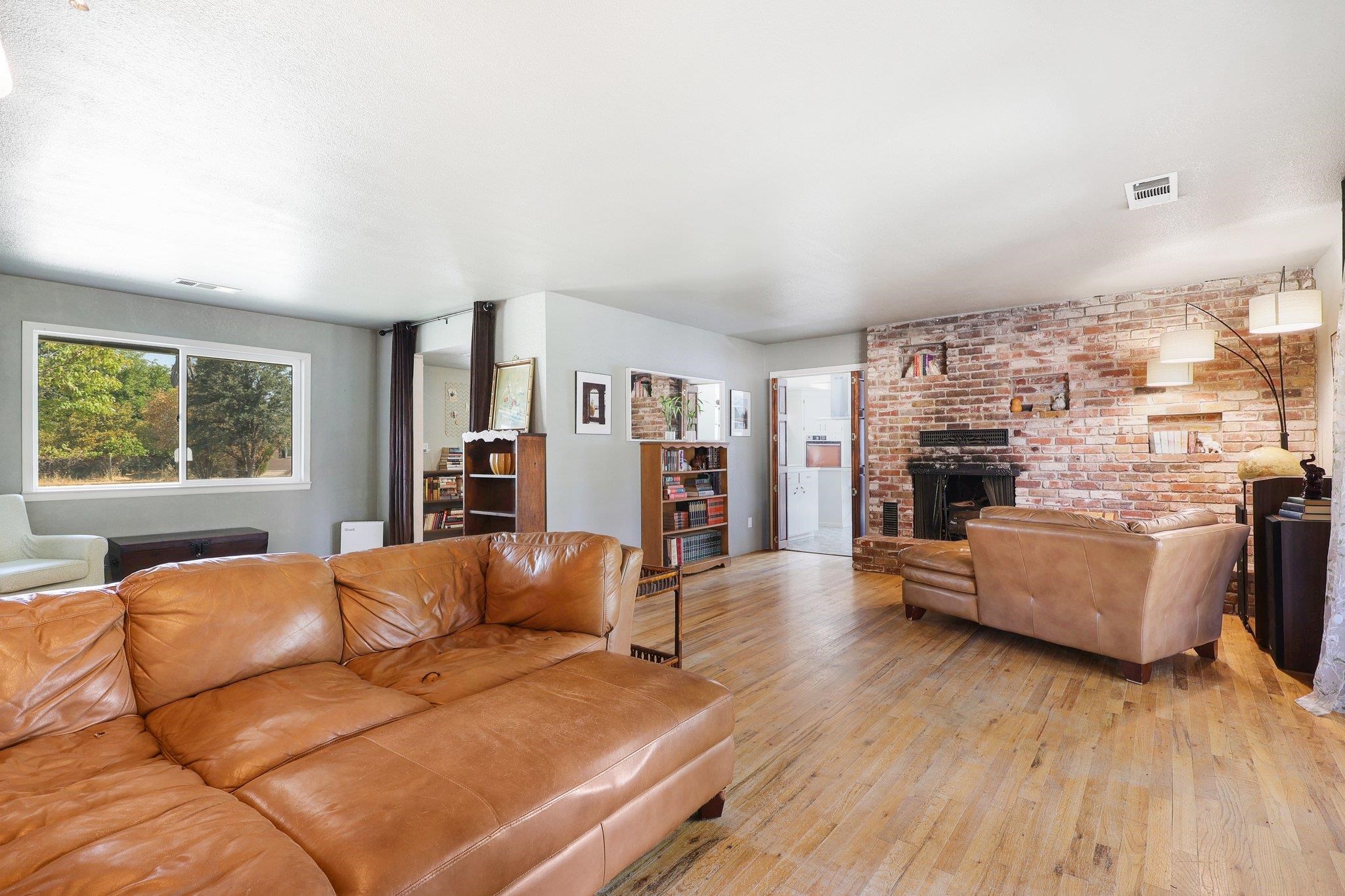 22709 Fisher Road Red Bluff, CA 96080 - Photo 9 of 30 Gallery Image 9