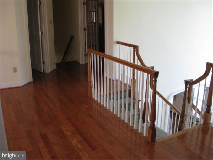 760 Pulinski Road Warminster, PA 18974 - Photo 11 of 25 Hallway
