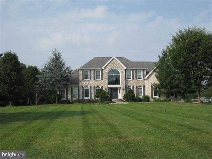 760 Pulinski Road Warminster, PA 18974 - Photo 14 of 25 Exterior Front