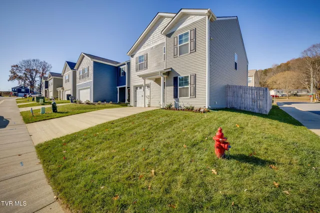 $317,900 | 701 Newtons Way, Kingsport, TN 37663