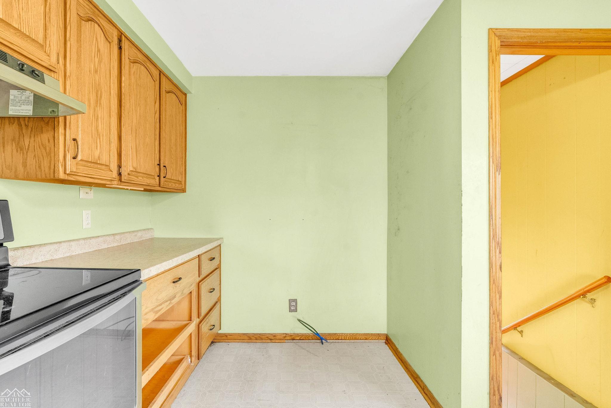 5914 Plank Road Marine City, MI 48039 - Photo 10 of 49 50162132-9c85d42d-0a0d-43dc-afc1-901febf01ea9.JPG