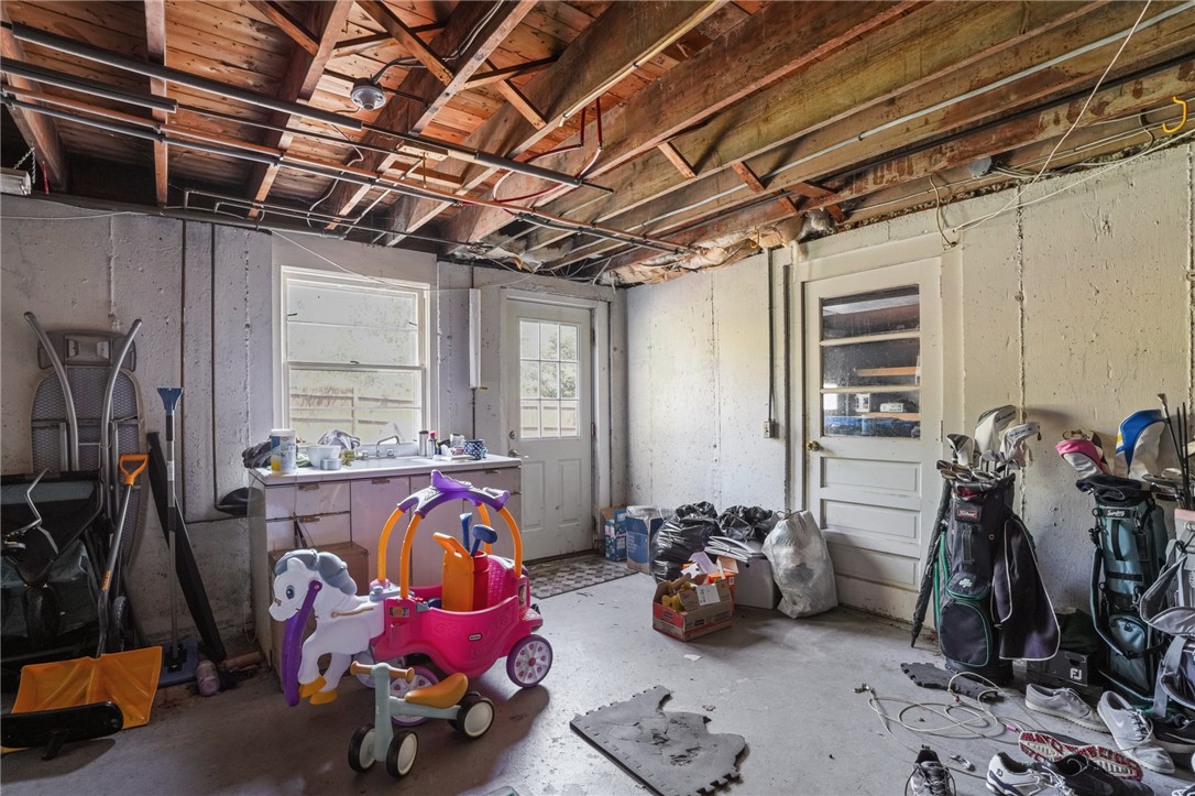 56 Litzen Road North Smithfield, RI 02896 - Photo 29 of 36 Gallery Image 29