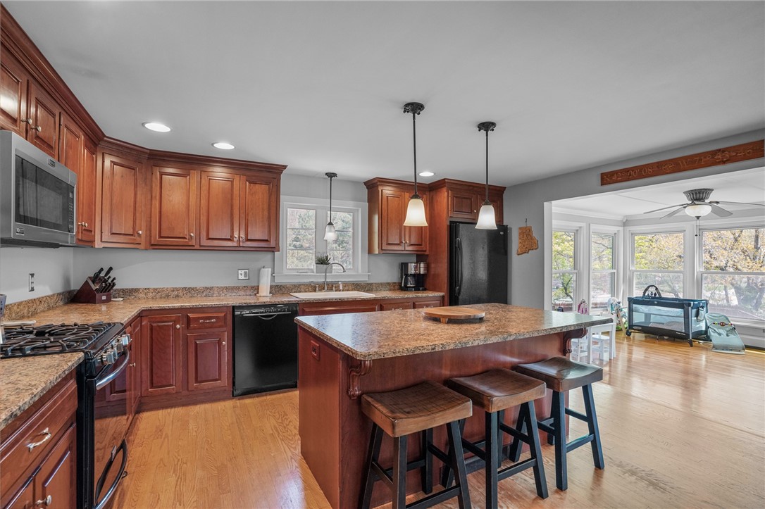56 Litzen Road North Smithfield, RI 02896 - Photo 3 of 36 Gallery Image 3