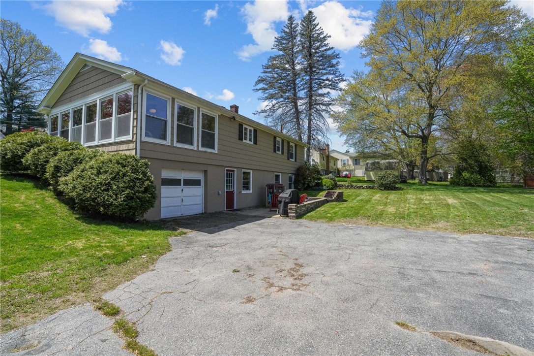 56 Litzen Road North Smithfield, RI 02896 - Photo 32 of 36 Gallery Image 32