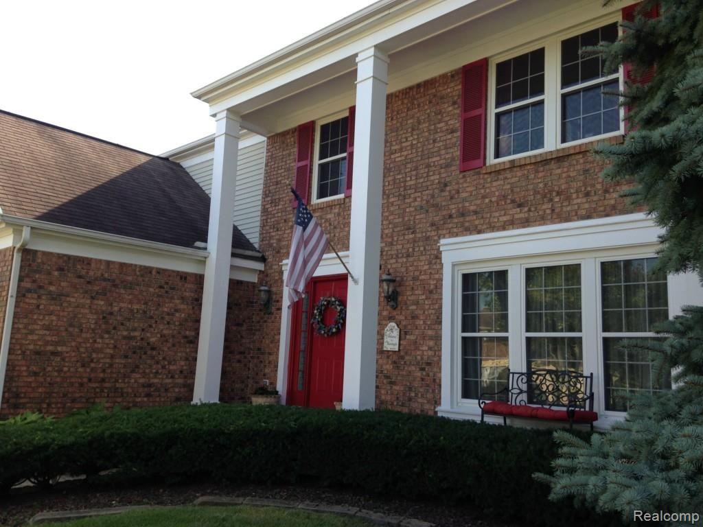 24823 Jamestowne Road Novi, MI 48375 - Photo 3 of 44 2.JPG