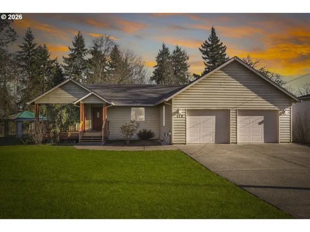 $575,000 | 112 White Way, St. Helens, OR 97051