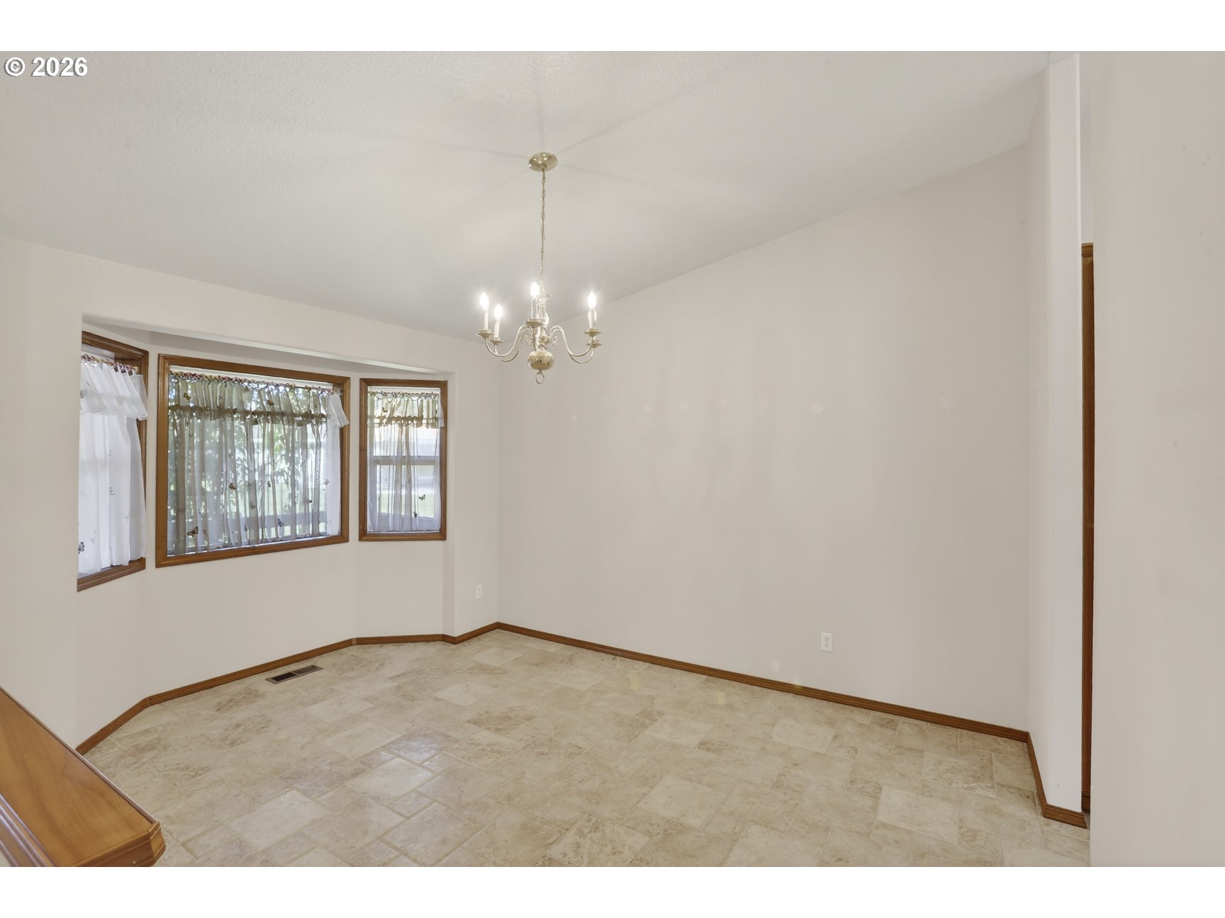 112 White Way St. Helens, OR 97051 - Photo 8 of 46