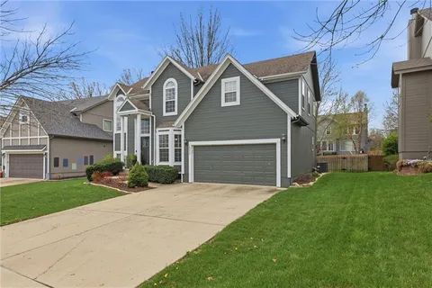 $460,000 | 14573 West 152nd Street, Olathe, KS 66062