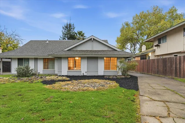 $419,500 | 2680 South Whitney Boulevard, Rocklin, CA 95677