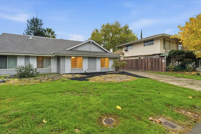 $419,500 | 2680 South Whitney Boulevard, Rocklin, CA 95677