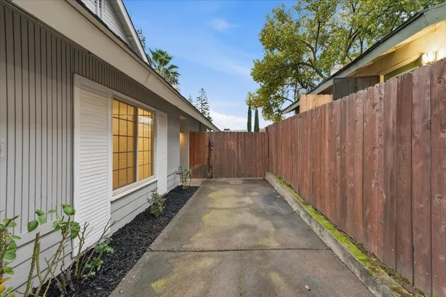 $419,500 | 2680 South Whitney Boulevard, Rocklin, CA 95677