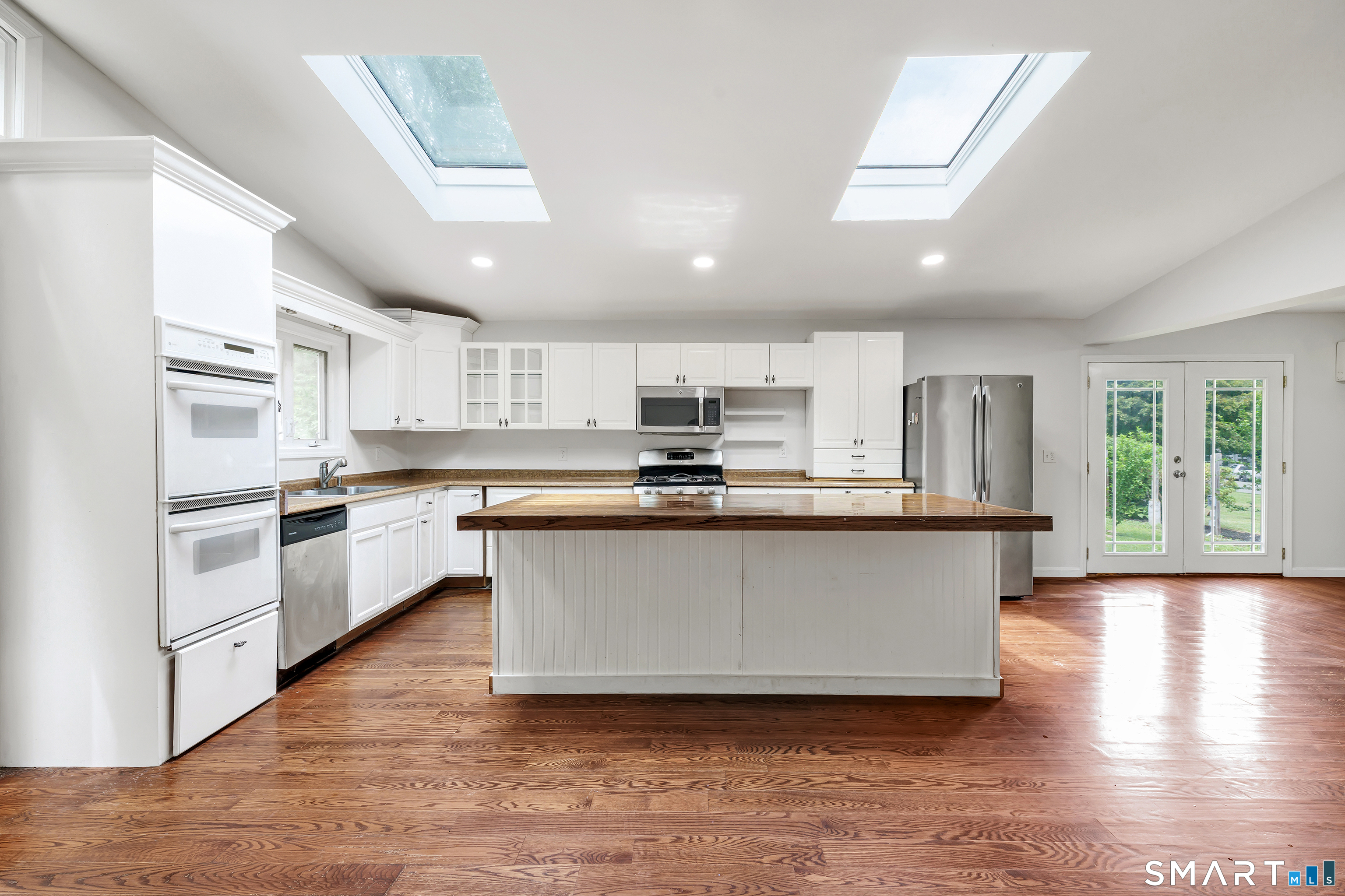 17 Woodlawn Road Monroe, CT 06468 - Photo 18 of 37 Natural light pours through the skylights