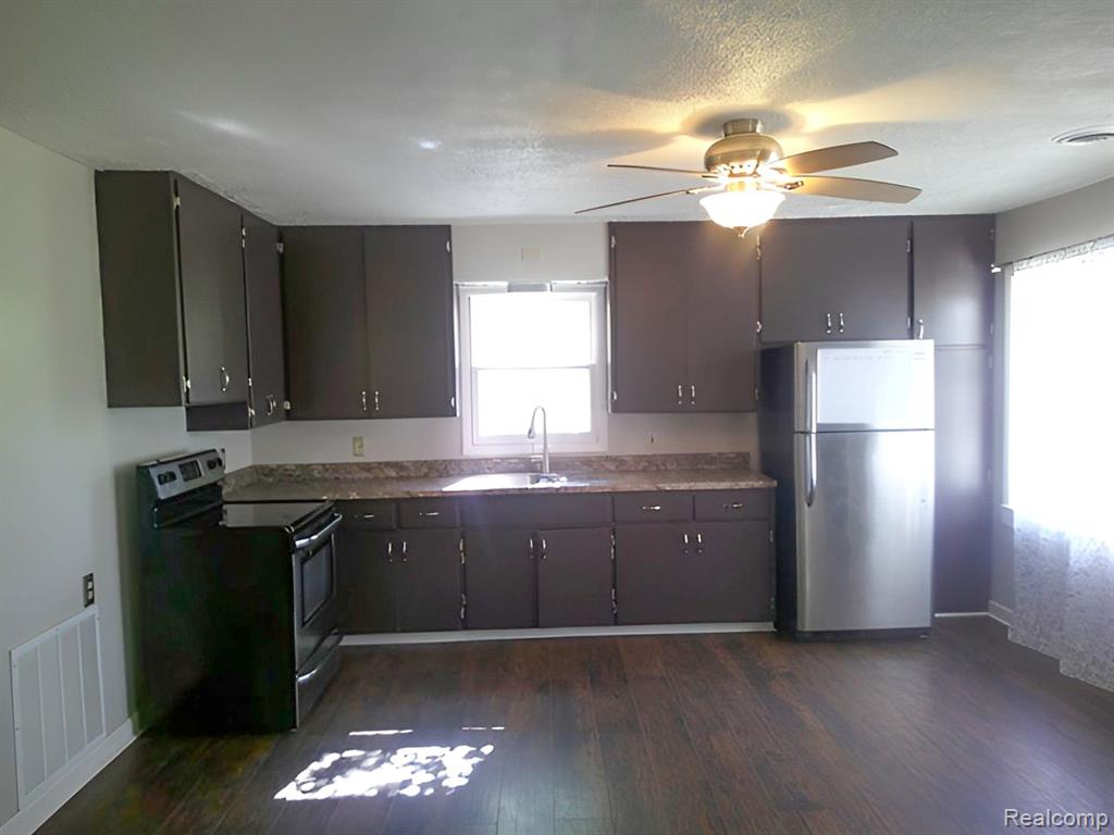 1591 North Branch Road North Branch, MI 48461 - Photo 6 of 14 Gallery Image 6