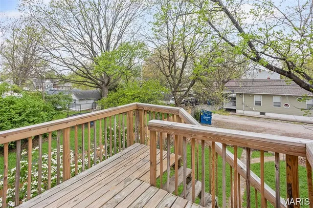 $995 | 821 Niedringhaus Avenue, Unit B, Granite City, IL 62040