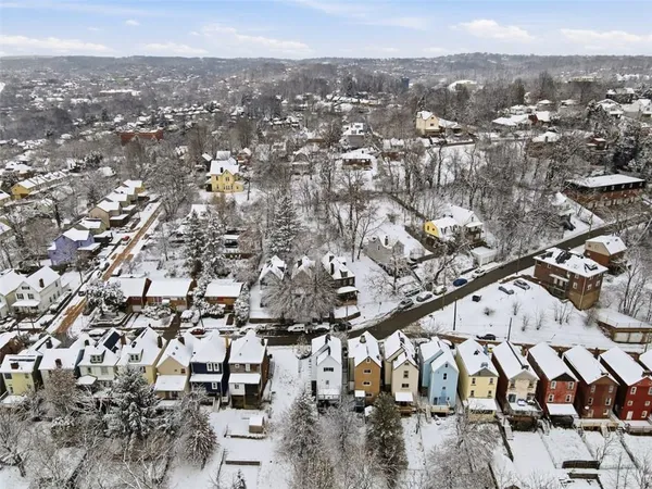 an aerial view of multiple house