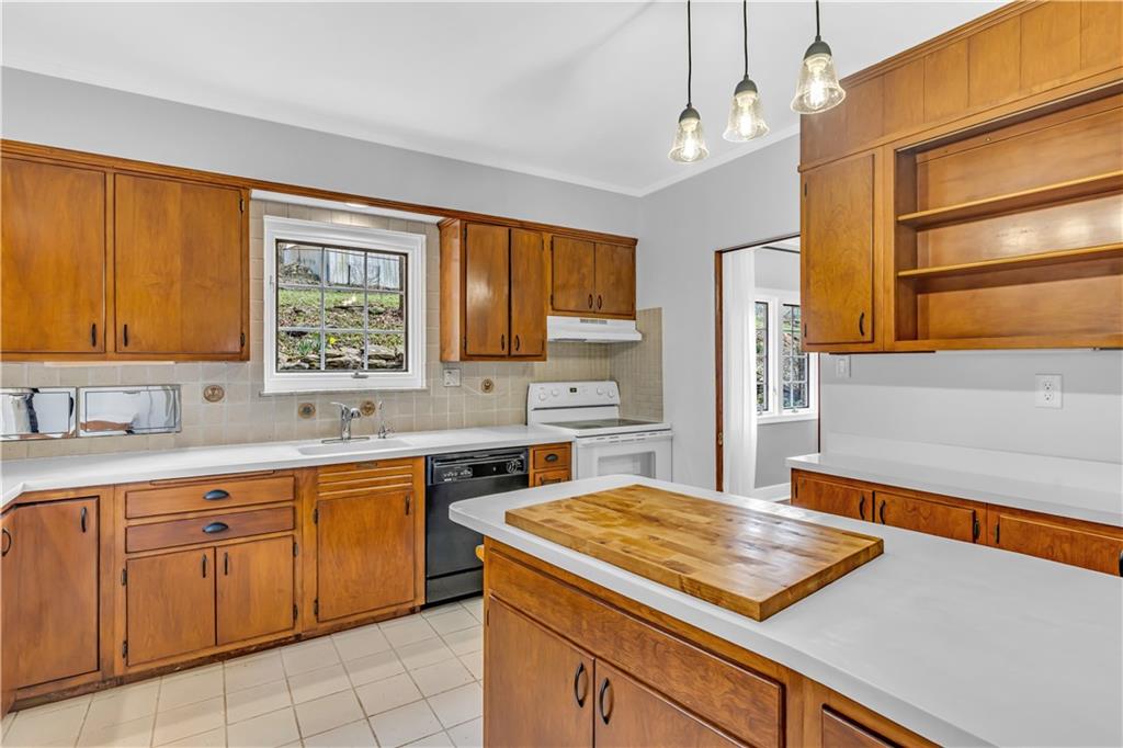 305 Woodside Road Pittsburgh, PA 15221 - Photo 13 of 25 Gallery Image 13