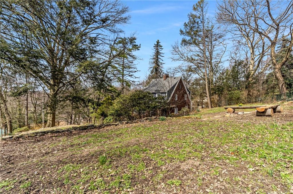 305 Woodside Road Pittsburgh, PA 15221 - Photo 24 of 25 Gallery Image 24