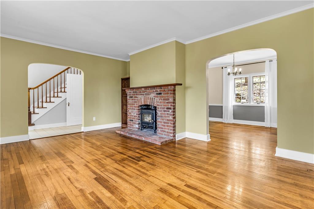 305 Woodside Road Pittsburgh, PA 15221 - Photo 4 of 25 Gallery Image 4