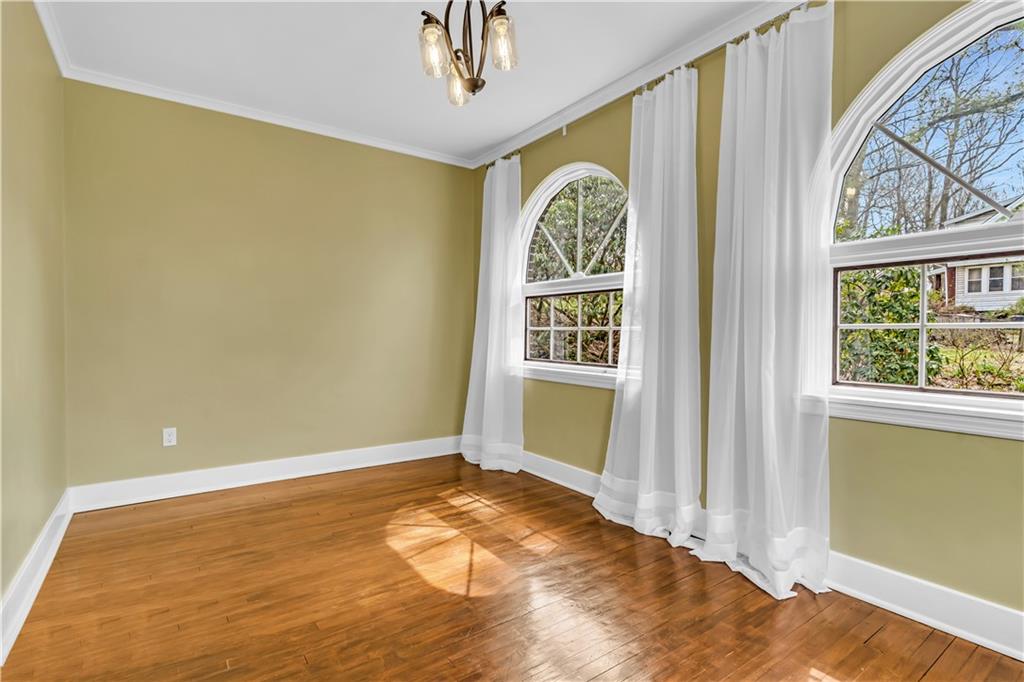305 Woodside Road Pittsburgh, PA 15221 - Photo 5 of 25 Gallery Image 5