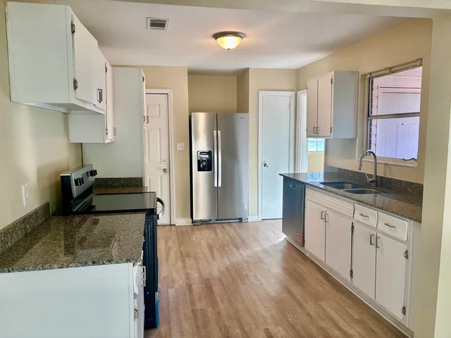 $299,900 | 210 Satsuma Street, Tallahassee, FL 32301