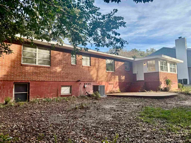 $299,900 | 210 Satsuma Street, Tallahassee, FL 32301