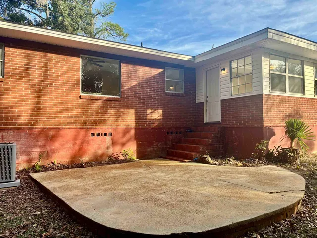 $299,900 | 210 Satsuma Street, Tallahassee, FL 32301