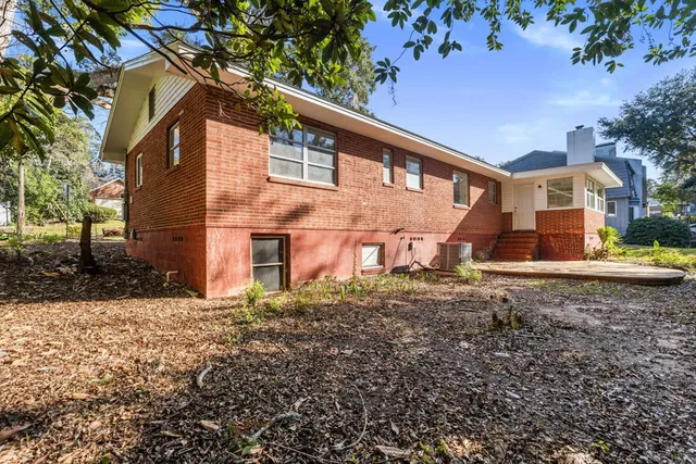 $299,900 | 210 Satsuma Street, Tallahassee, FL 32301