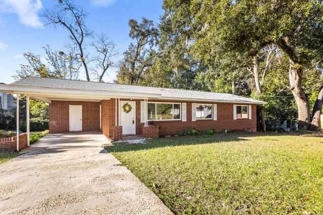 $299,900 | 210 Satsuma Street, Tallahassee, FL 32301