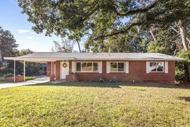 $299,900 | 210 Satsuma Street, Tallahassee, FL 32301