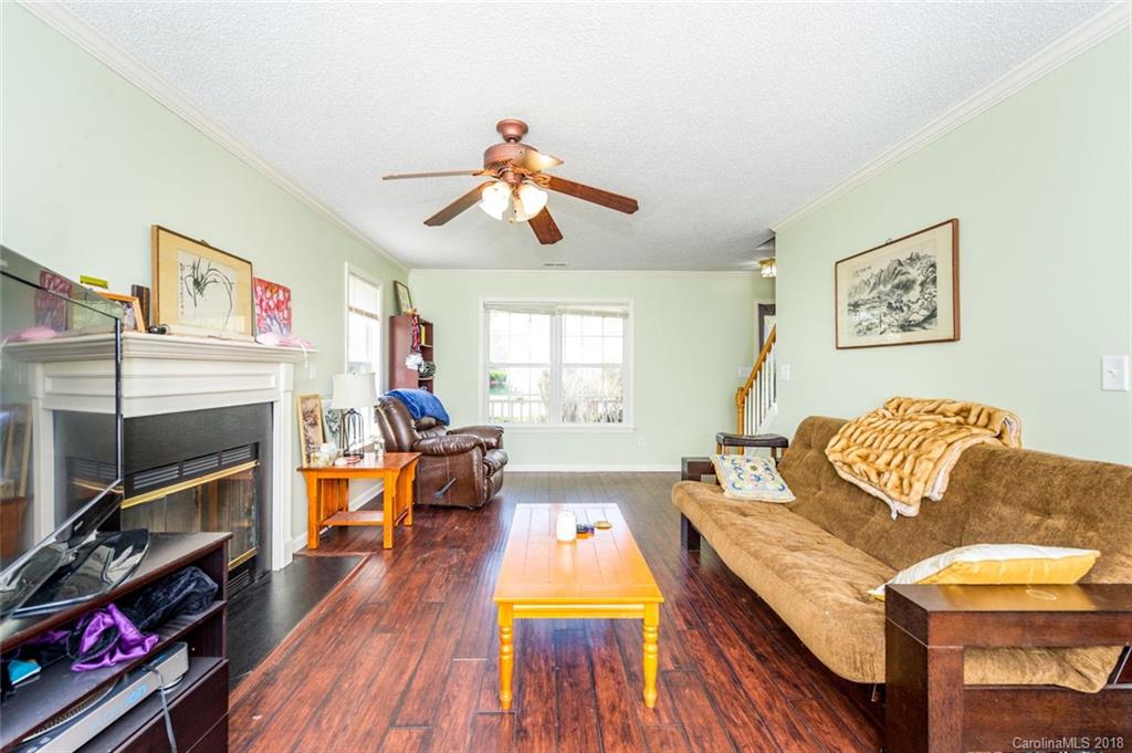125 Rolling Meadow Road Fletcher, NC 28732 - Photo 5 of 31
