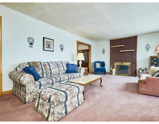 79 Moss Hill Road Boston, MA 02130 - Photo 4 of 24