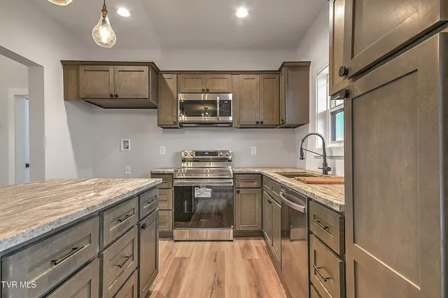 $468,000 | 3270 Old State Rte 34, Limestone, TN 37681