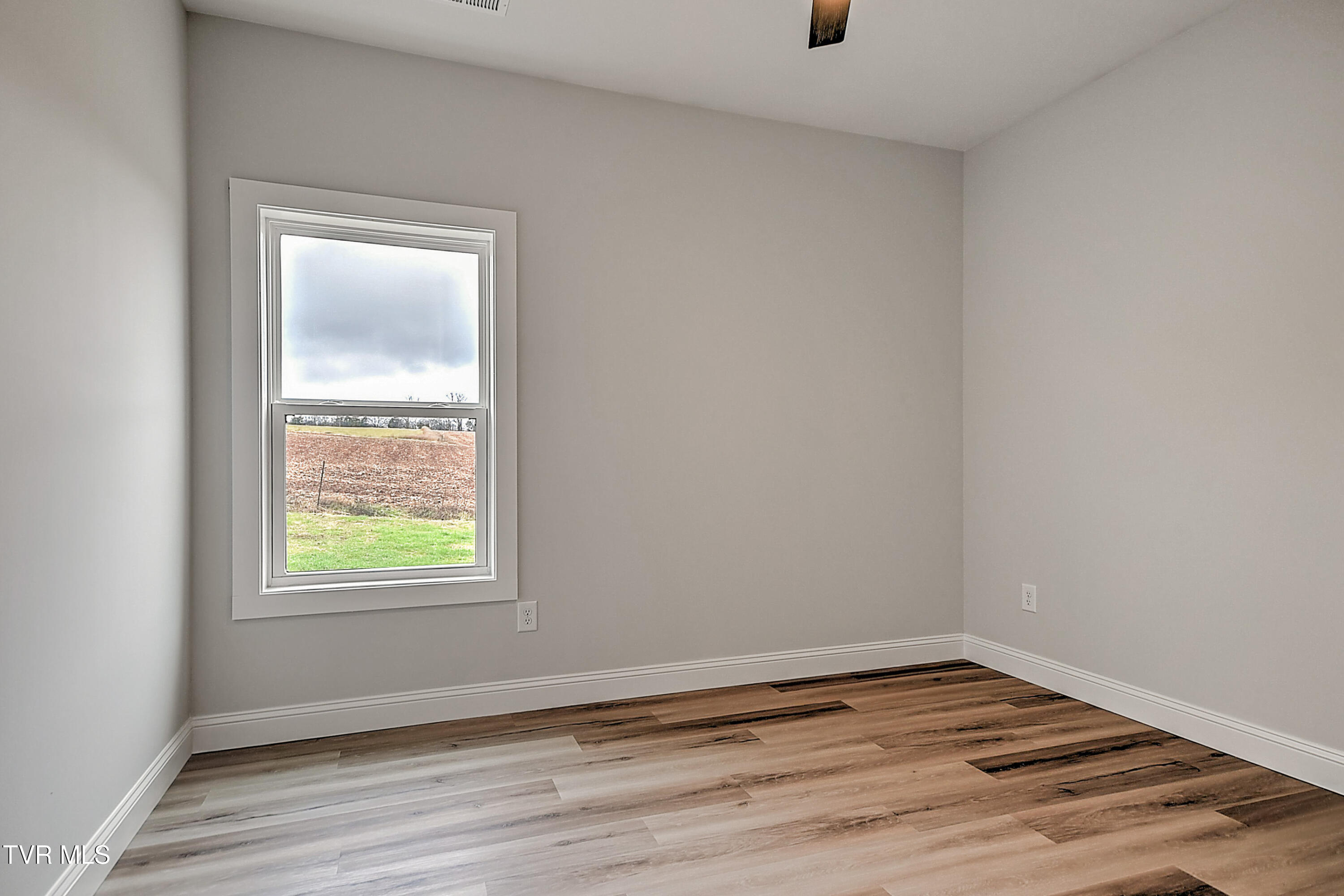 3270 Old State Rte 34 Limestone, TN 37681 - Photo 27 of 46 3270 Old State Rte 34 TH-27