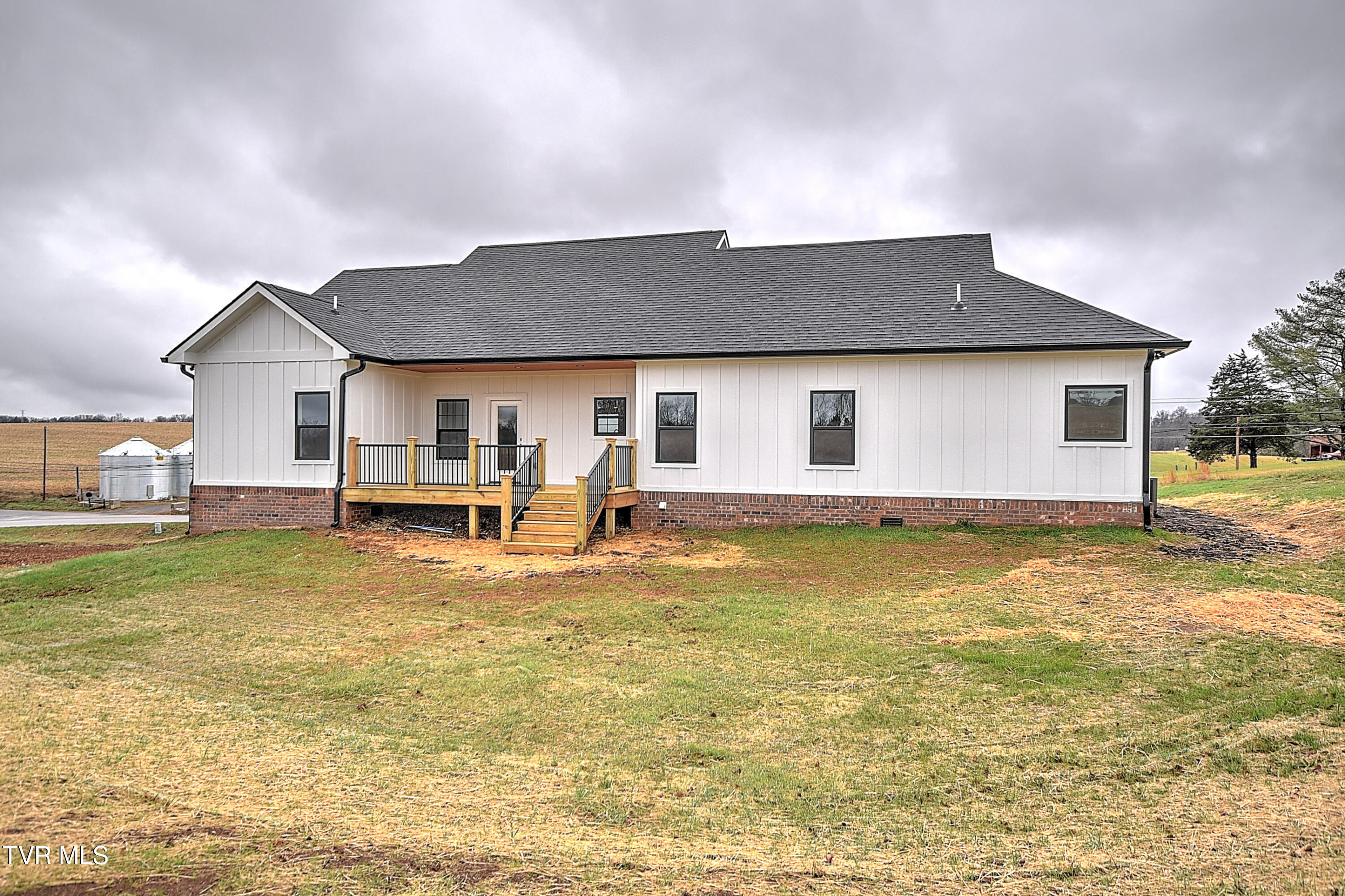 3270 Old State Rte 34 Limestone, TN 37681 - Photo 41 of 46 3270 Old State Rte 34 TH-44