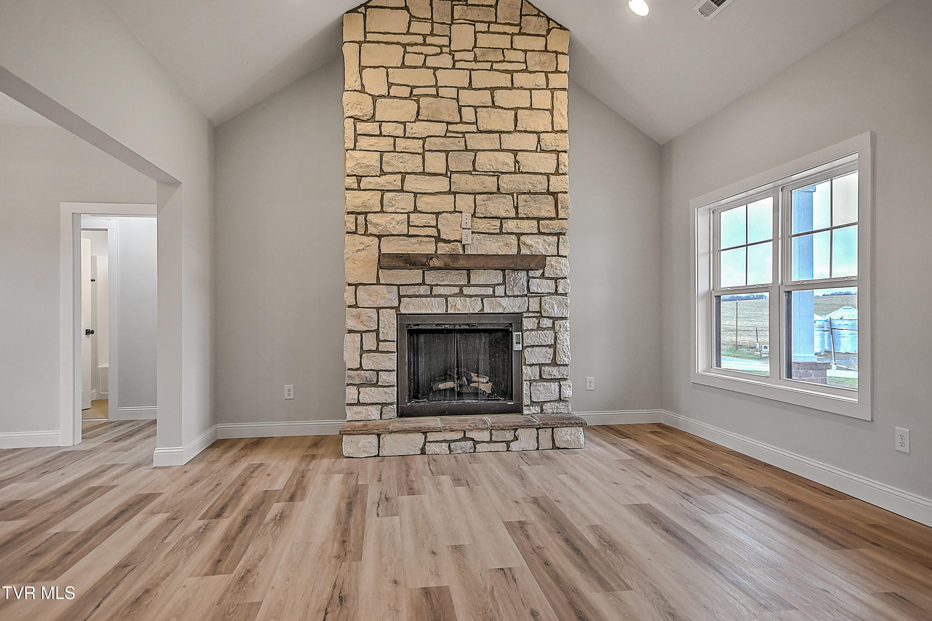 3270 Old State Rte 34 Limestone, TN 37681 - Photo 7 of 46 3270 Old State Rte 34 TH-7