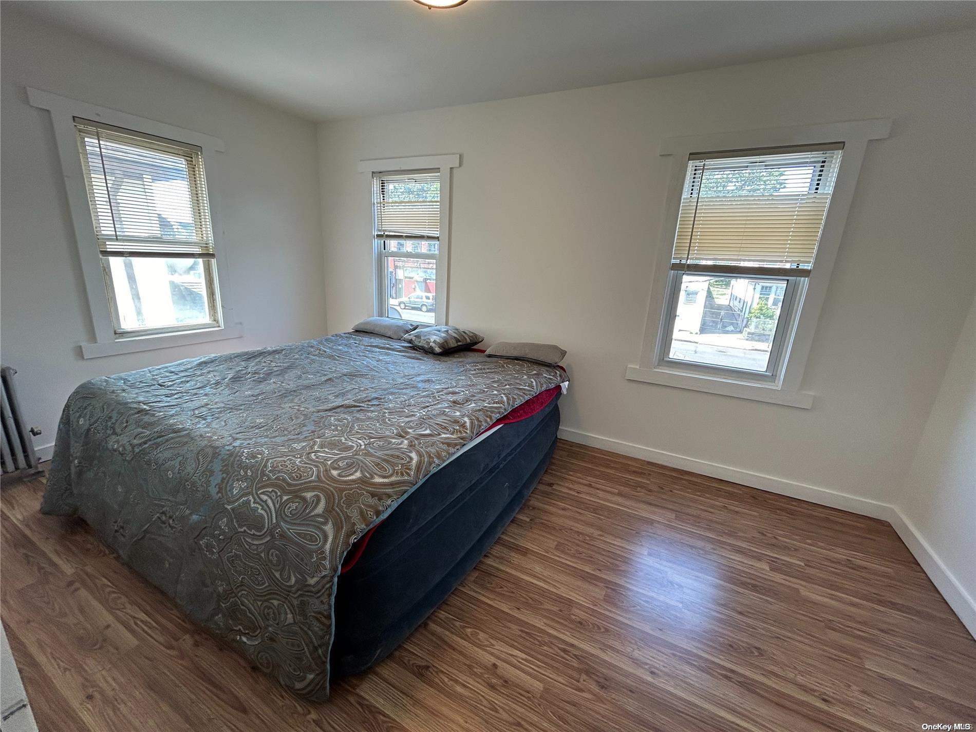 107-25 Springfield Boulevard Queens, NY 11429 - Photo 6 of 7