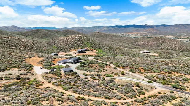 $1,095,000 | 930 Kerasi Court, Dewey, AZ 86327